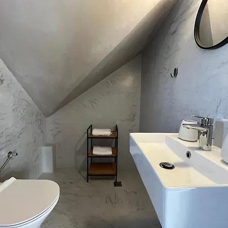 Athanasia's Loft * أرغوستولي