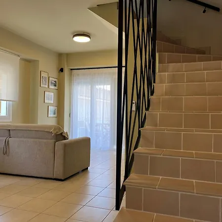Athanasia's Loft * أرغوستولي